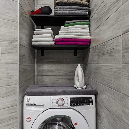 Апартаменты 2 Bedroom Moon Карловы Вары